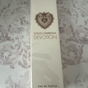 Dolce & Gabbana Devotion Eau de Parfum - Cream and Gold